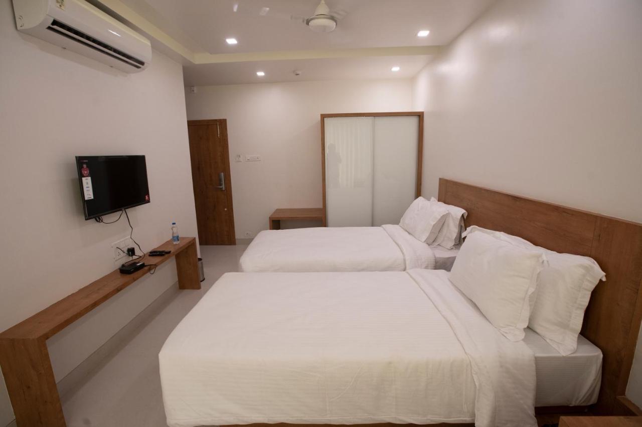 אאורנגבד Hotel The Orange Flag מראה חיצוני תמונה