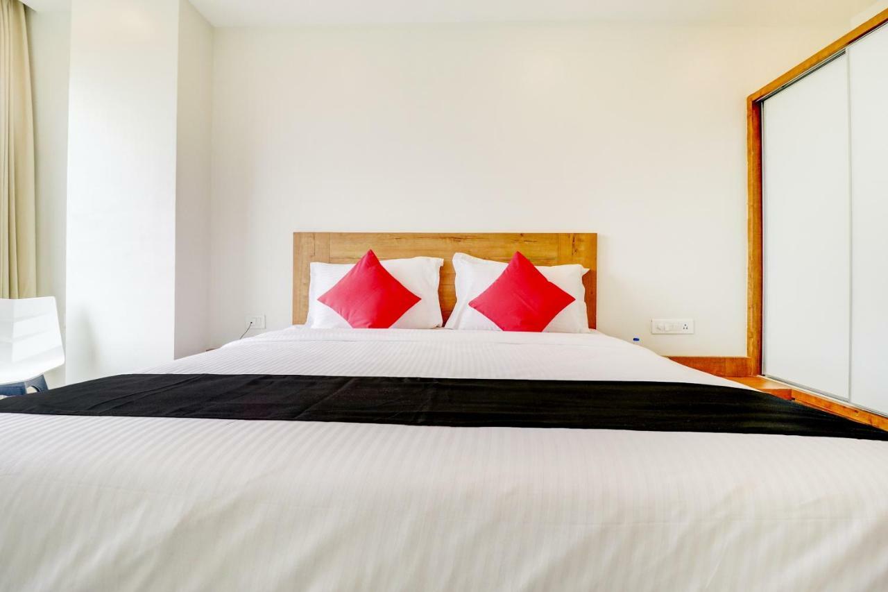 אאורנגבד Hotel The Orange Flag מראה חיצוני תמונה