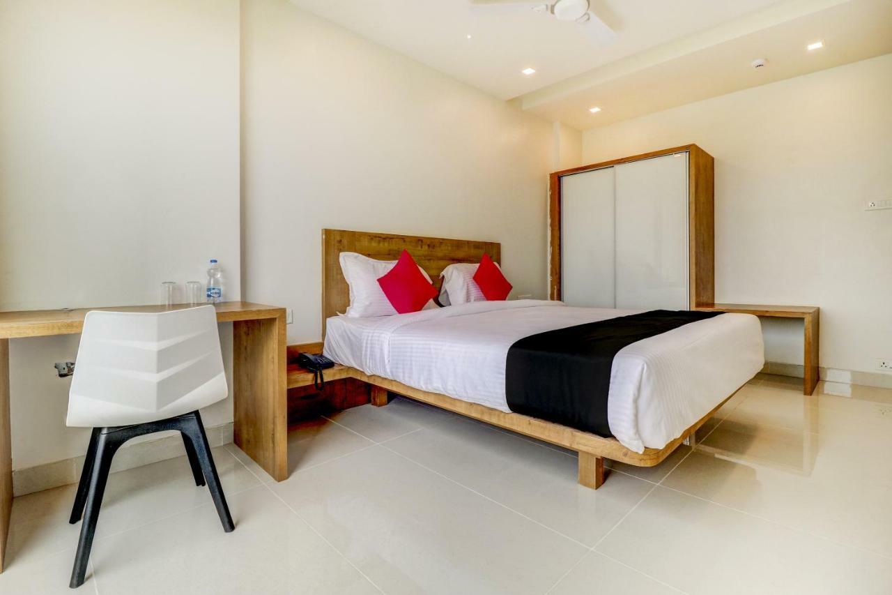 אאורנגבד Hotel The Orange Flag מראה חיצוני תמונה